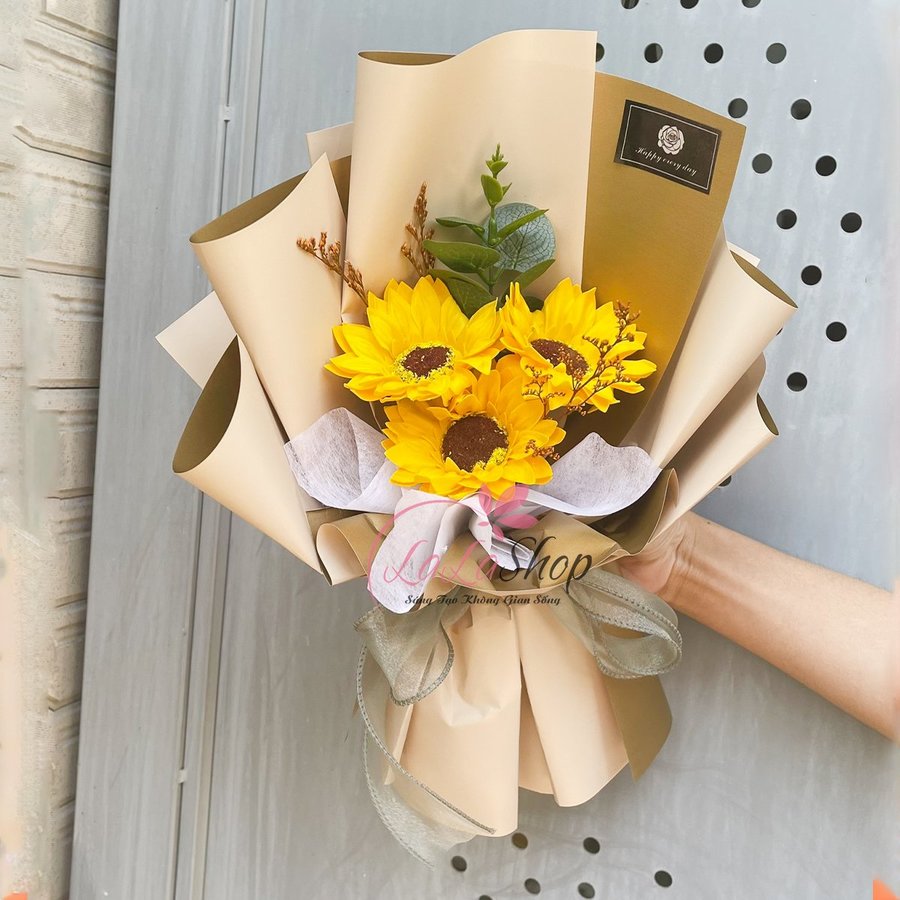 Bó hoa hướng dương sáp thơm sắc vàng quà tặng tốt nghiệp