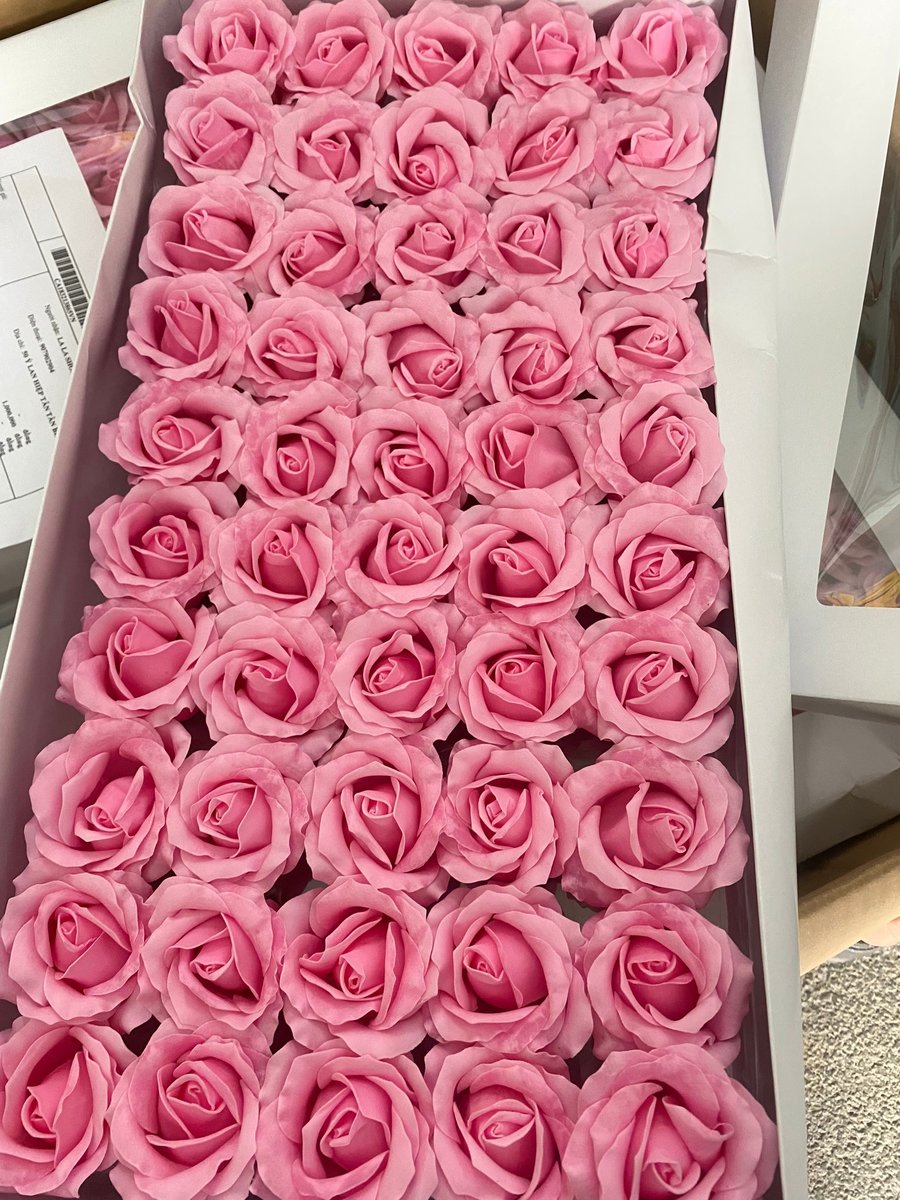 Hộp 50 đầu hoa sáp thơm hồng cánh tim 4 lớp mẫu 404