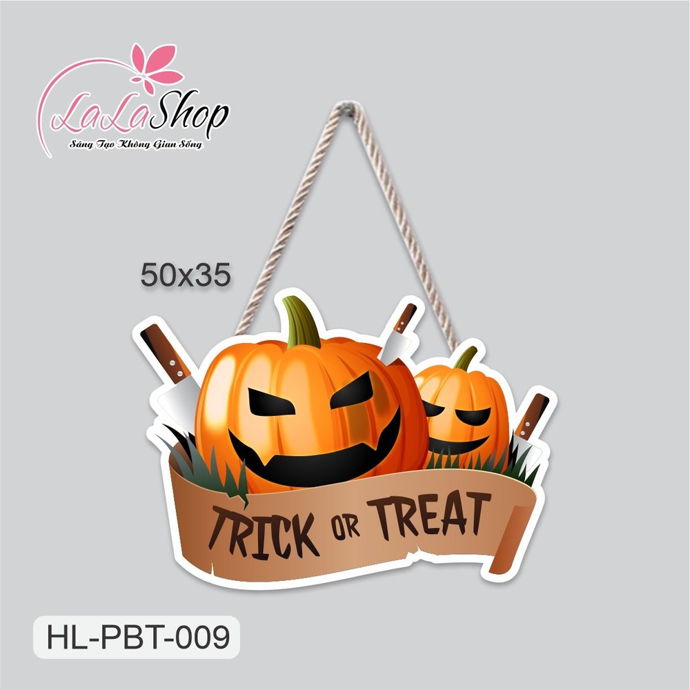 Bảng Treo Cửa Trang Trí Halloween Hình Bí Ngô mẫu 1 50x35cm