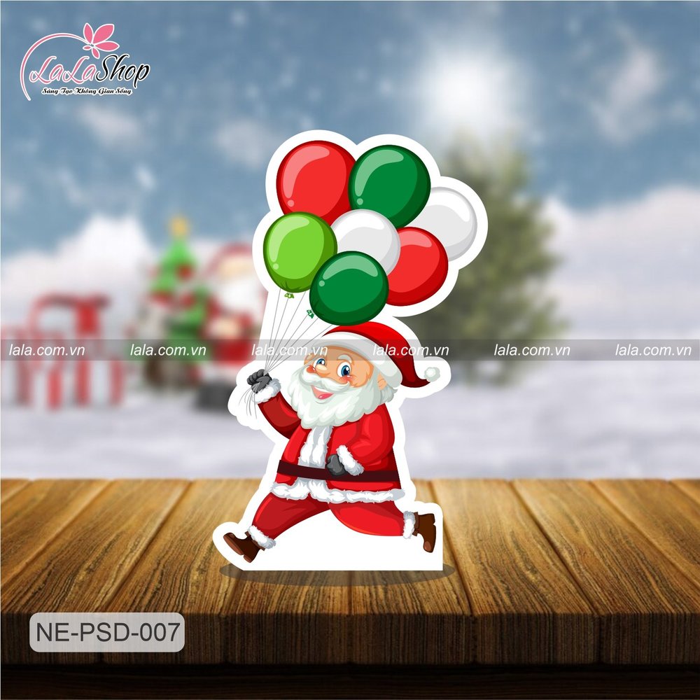 Standee Trang Trí Noel Ông Già Noel Cầm Bong Bóng Bay Mẫu 1